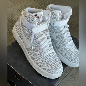 Nike women’s Air Force Ones 🔥